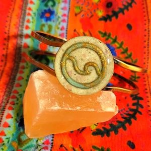 Ocean Wave Hinged Bracelet